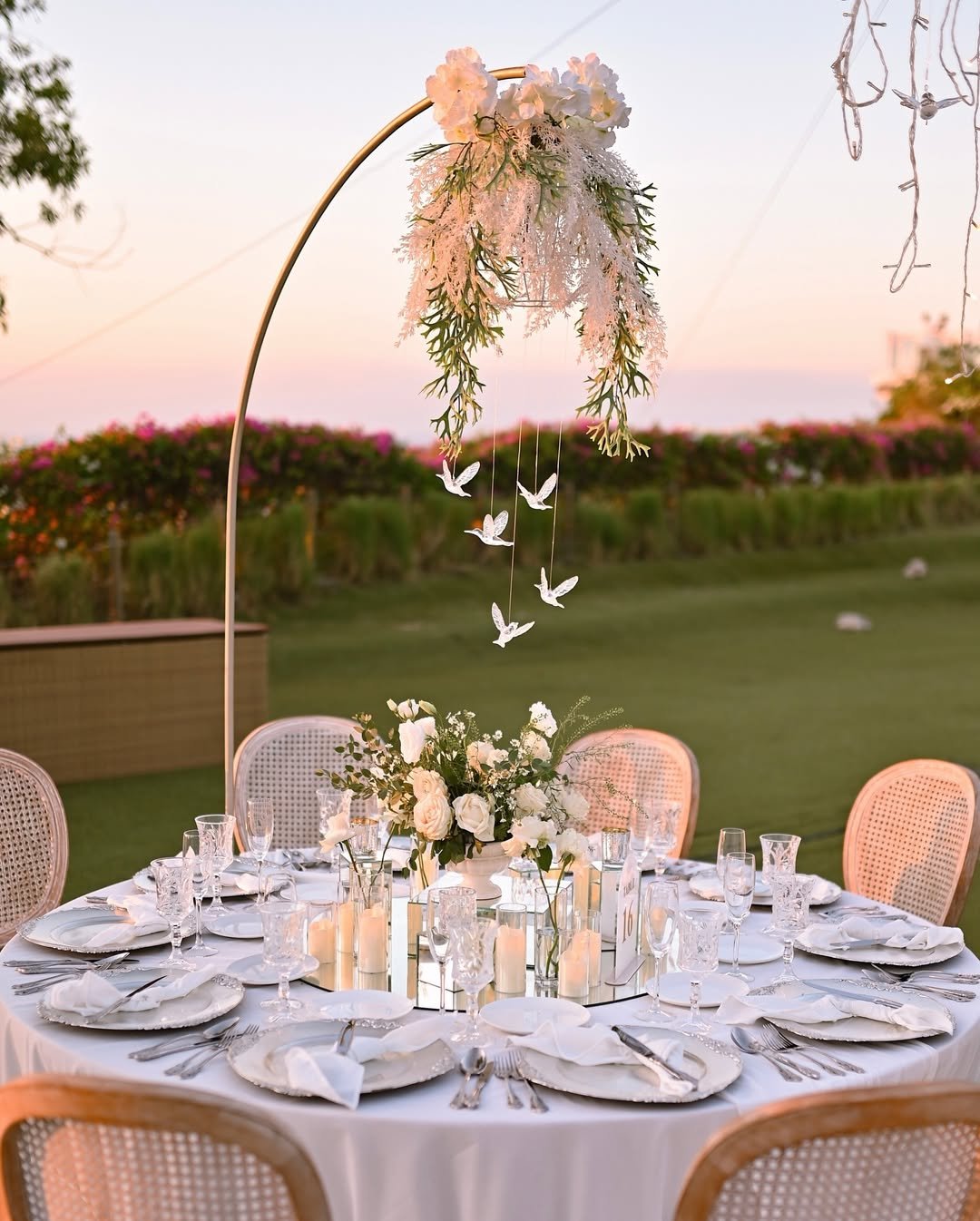 S T E V E N & S H E L L Y#baliwedding #weddinginbali #baliweddingvenue #weddingdecor #ceremonyde (2)